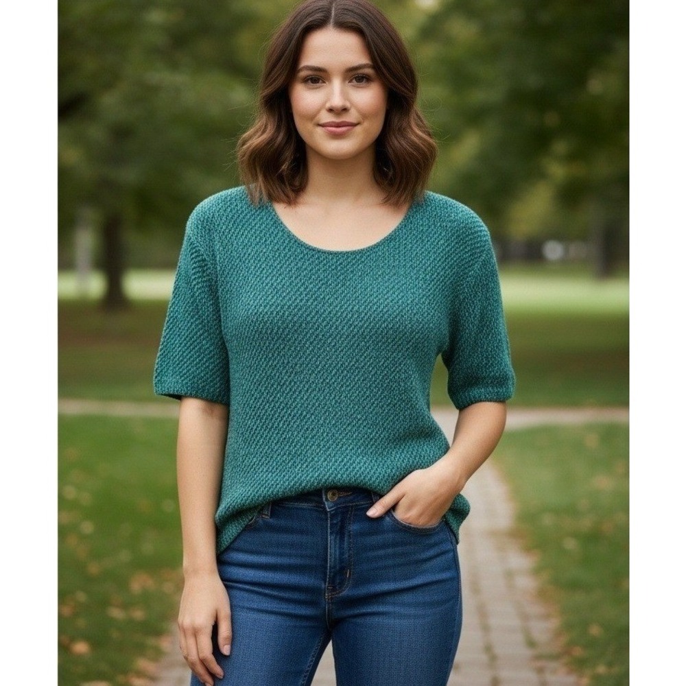 United Knitwear Sweater Women Sz L Green Knit Short Sleeve Preppy Minimalist USA